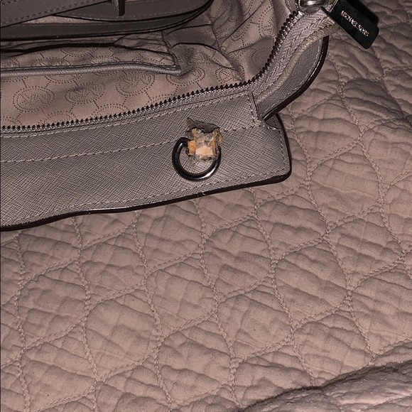 MK purse - Picture 3 of 4